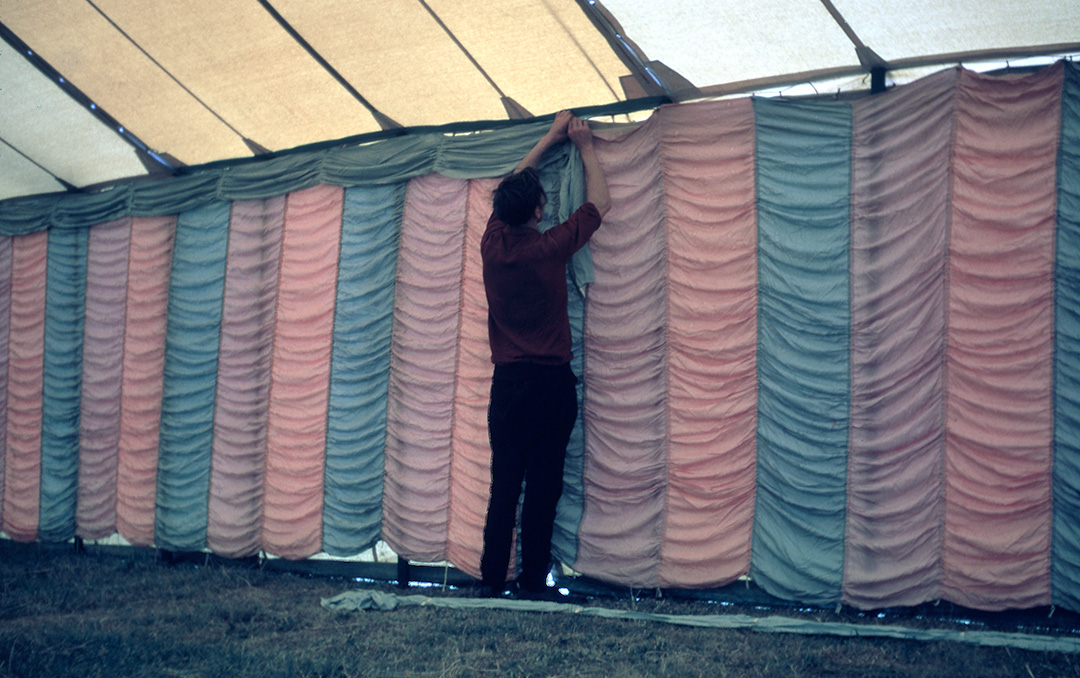 Fitting a lining - 1962